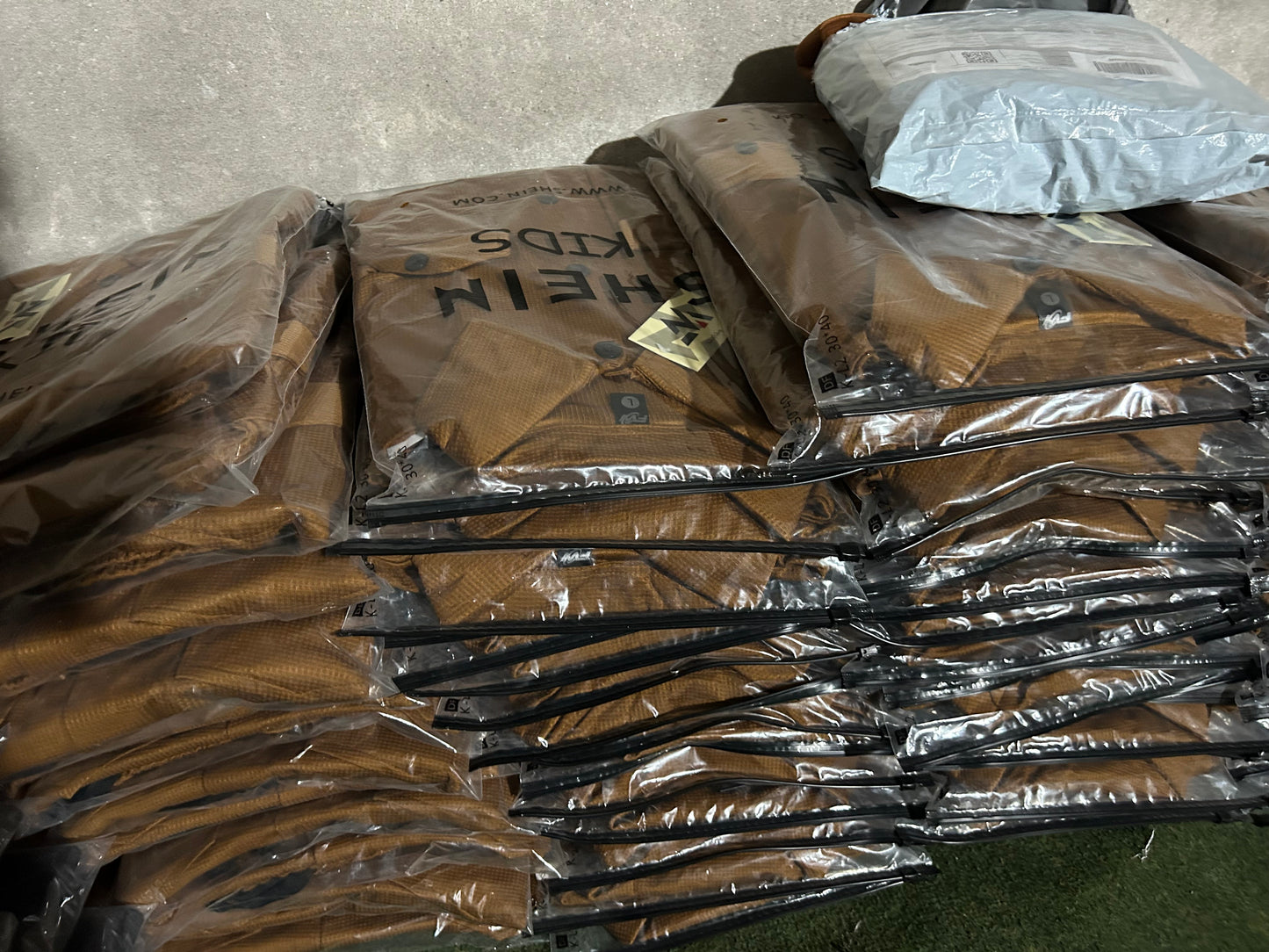 Safari Tracksuit Set (Shirt+Trouser)• Bargandi Waffel O